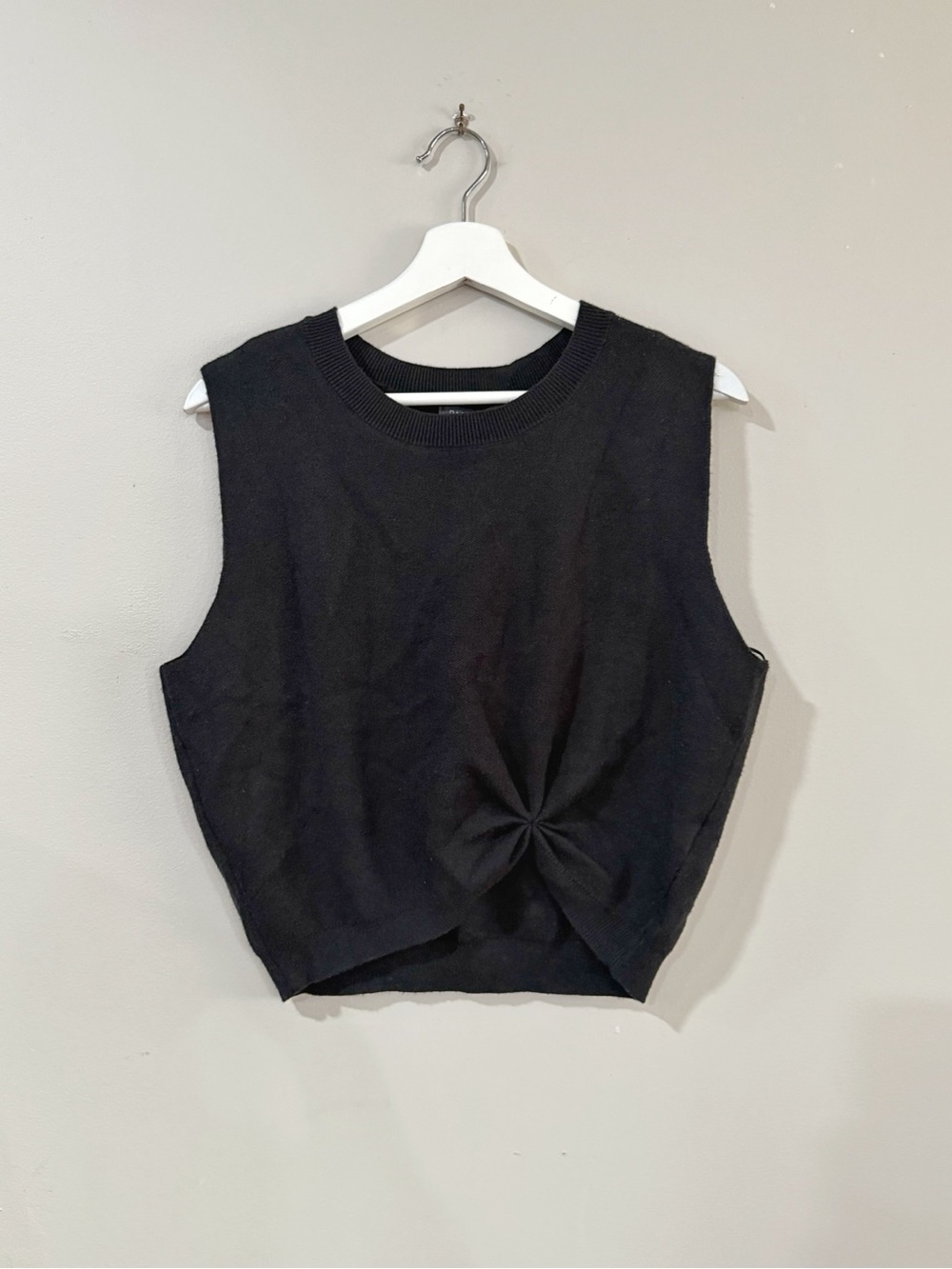 Rachel Zoe Women's XL Black Twist Front Sweater Vest NWT Minimalist Chic